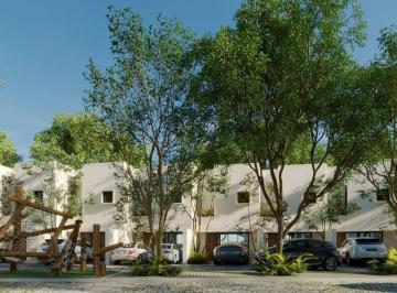 Casa · 104m² · 2 Recámaras · 2 Estacionamientos · Townhouse en Venta "Flat Chuburna" Merida.