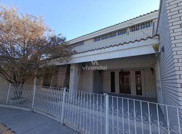 Casa de 4 habitaciones, Saltillo · Casa en Pequeña Privada Al Norte de La Ciudad