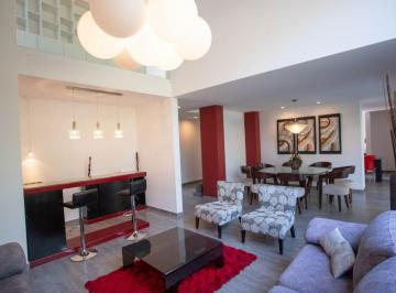 Casa de 4 habitaciones, Corregidora · Vive Enfrente del Bosque de Balvanera Golf Polo Country Club Queretaro