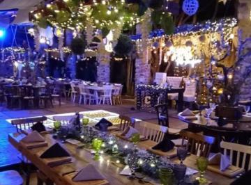 Quinta de 3 habitaciones, León · Salón de Fiestas