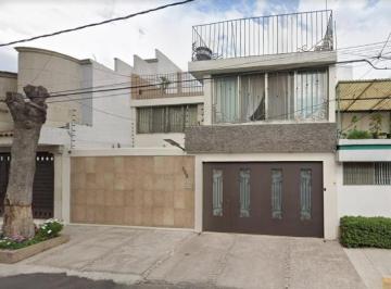 Casa de 3 habitaciones, Coyoacán · Venta de Casa en Campestre Churubusco, Coyoacán, Cdmx