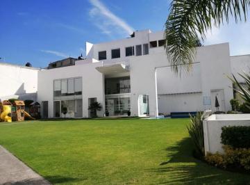 Departamento · 117m² · 2 Recámaras · 2 Estacionamientos · Departamento en Venta en Arbolada del Pedregal 2, Atizapán – con Balcón Tipo Terraza y Amenidades Co