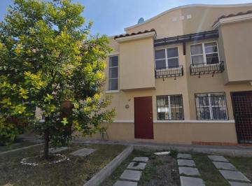 Casa · 68m² · 2 Recámaras · 2 Estacionamientos · Casa en Venta en Real Solare Fase 1