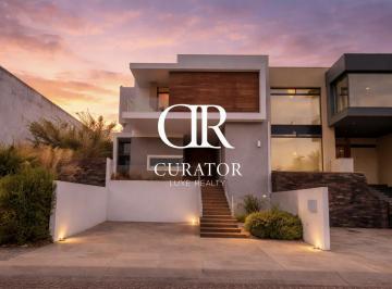 Casa · 257m² · 3 Recámaras · 4 Estacionamientos · Una Residencia Creada Para Quienes Valoran La Arquitectura Que Envejece con Dignidad.