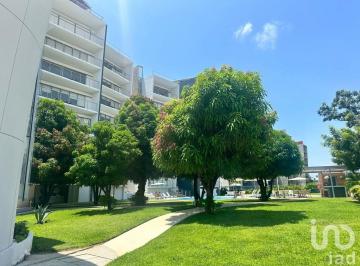 Departamento · 95m² · 2 Recámaras · 1 Estacionamiento · Departamento en Venta Acapulco Diamante con Alberca