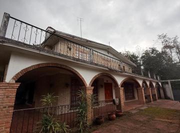Casa · 360m² · 5 Recámaras · 4 Estacionamientos · Casa en Venta en Col, La Rivera, Xicotepec