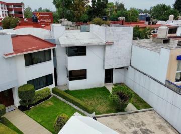 Casa · 159m² · 3 Recámaras · 3 Estacionamientos · Casa en Venta Arcos del Alba