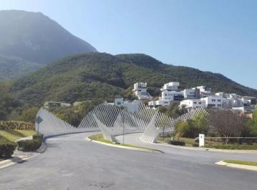 Terreno / Lote · 987m² · Venta de Terreno Descendente en Sierra Alta 9no Sector.