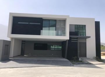 Casa · 470m² · 4 Recámaras · 3 Estacionamientos · Venta de Casa a Estrenar en Sienna El Uro Carretera Nacional.