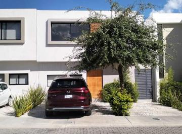 Casa · 169m² · 3 Recámaras · Casa en Venta en El Condado, Corregidora