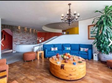 Casa de 4 habitaciones, Naucalpan de Juárez · Casa en Venta 700 m² en Lomas Hipódromo con Jardín Privado y Seguridad 24/7
