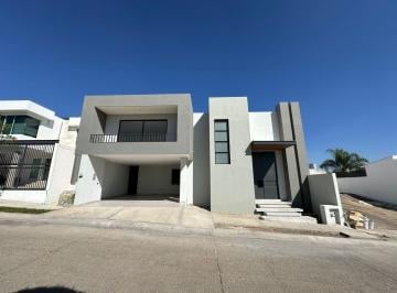 Casa de 4 habitaciones, León · Cañada del Refugio Sur