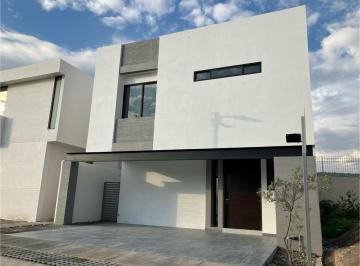 Casa de 3 habitaciones, León · Casa en Renta en Valles del Molino