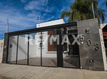 Casa · 156m² · 4 Recámaras · 2 Estacionamientos · Casa en Venta en Av Principal de La Colonia Guillermina - (4)