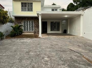 Casa · 522m² · 8 Recámaras · 12 Estacionamientos · Venta 2 Casas Col. Garcia Ginerés Una Sobre Av Cupules Otra Calle Trasera - (4)