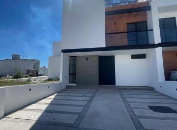 Casa en condominio · 220m² · 3 Recámaras · 2 Estacionamientos · Casa en Venta en Zizana, El Marqués