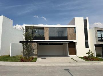 Casa de 3 habitaciones, Pachuca · Casa en Renta en Miralta