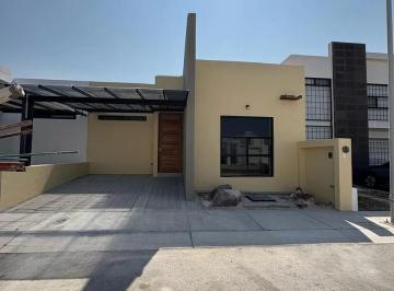 Casa · 108m² · 2 Recámaras · 1 Estacionamiento · Casa en Casa en Venta de un Solo Nivel en Zakia, El Marqués