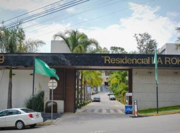 Casa · 330m² · 4 Recámaras · 4 Estacionamientos · Casa en Venta