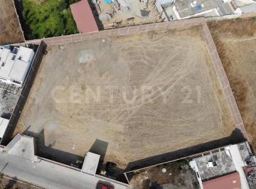 Terreno / Lote · 3000m² · Terreno de 3000 m² Bardeado Para Salon de Eventos, Bodega o Desarrollo