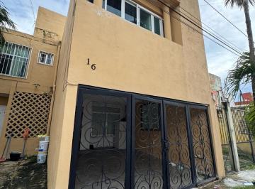Casa · 77m² · 2 Estacionamientos · Casa en Venta en Villas Quintana Roo