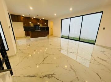 Casa de 4 habitaciones, San Andrés Cholula · Casa en Venta en Tlaxcalancingo 120 Terreno 215 Construcción