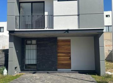 Casa en condominio de 3 habitaciones, Zapopan · Casa en Venta en Valle Imperial - Coto Castaños en Zapopan, Jalisco