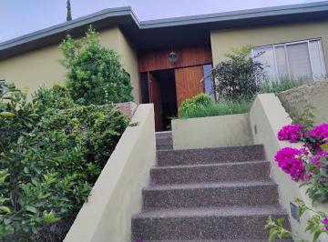 Casa · 319m² · 3 Recámaras · 4 Estacionamientos · Casa en Venta en Lomas del Valle, San Pedro