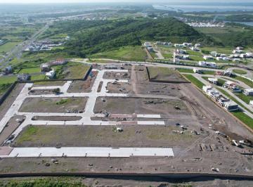 Terreno / Lote · 180m² · Terreno en Punta Tiburón