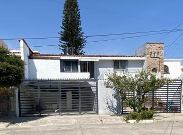 Casa de 3 habitaciones, Zapopan · Casa en Venta en Jardines de Guadalupe en Zapopan, Jalisco