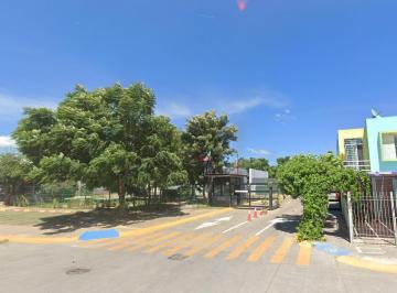 Casa 80m² Venta Fraccionamiento Parques de Tesistán · Casa en C. Río Blanco 1590, Tesistán, Jal.