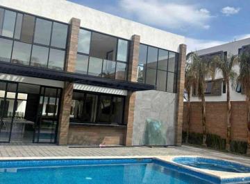 Casa de 3 habitaciones, Ocoyucan · Casa en Venta en Lomas de Angelópolis con Terreno Excedente