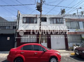 Foto · Casa - Venta