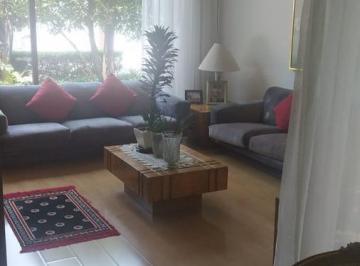Casa · 550m² · 4 Recámaras · 2 Estacionamientos · Casa en Venta - Bosque de Las Lomas