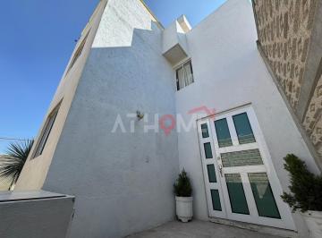 Casa de 4 habitaciones, Amozoc · Casa con Ampliación en Venta en Paseo de Santa Bárbara, Amozoc | 225 m² de Construcción