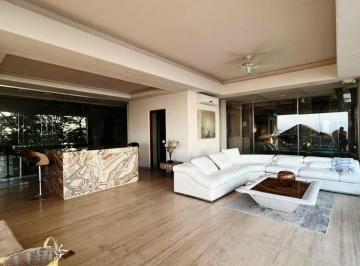 Casa · 1806m² · 5 Recámaras · 8 Estacionamientos · Magnifica Casa en Venta La Cima Club Residencial, Totalmente Amueblada.