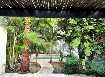 Casa · 204m² · 3 Recámaras · Hermosa Casa en Venta en El Centro de La Ciudad, Excelente Ubicación.
