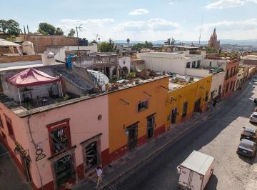 af34e163e7c08cb1cf6c41fc06861c3a2012fa4752d96e8c898400aa9820efba · En Venta Casa Para Remodelar en El Centro de San Miguel de Allende