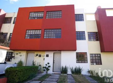 Casa en Venta de 3 habitaciones Cuautlancingo · Casa Remodelada en Venta, Zona Vw, Residencial Cuautlancingo, Puebla