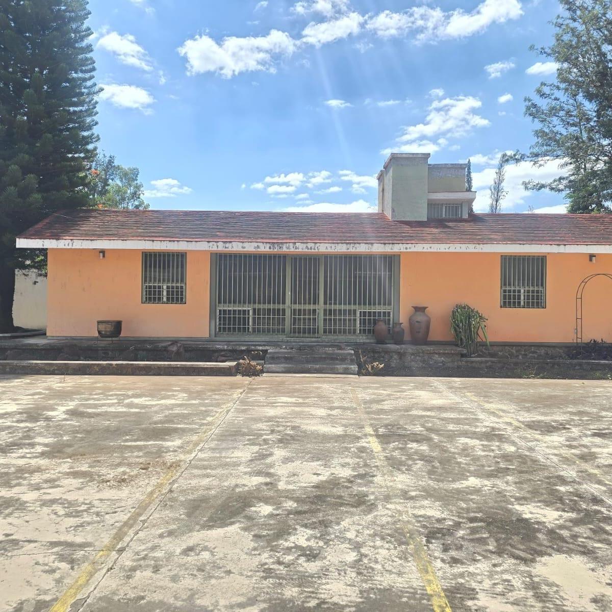 Huertas del Cerrito Rest House with Land – Commercial Use Option