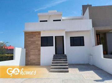 Casa de 3 habitaciones, Tequisquiapan · Casa en Venta en Tequisquiapan, Tu Nuevo Hogar en La Zona Más Alta y Tranquila de Tequisquiapan