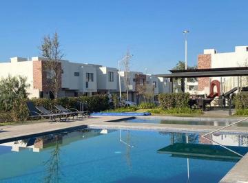 Casa de 3 habitaciones, Zapopan · Casa en Venta Alva Residencial Capital Norte $3´590,000