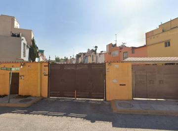 Casa en condominio de 3 habitaciones, Cuautitlán Izcalli · Casa en Venta en Col. Claustros de San Migue, Cuautitlán Izcalli