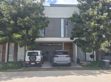 Casa en condominio de 3 habitaciones, Zapopan · Casa en Renta, Zona Solares, Privanza Habitat, Coto Ponto