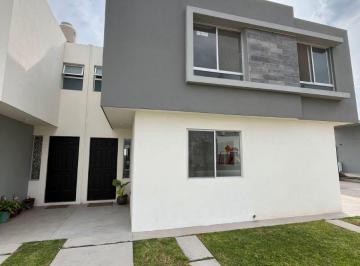Casa en Venta de 3 habitaciones Puente Real · Casa Frente a Puerta Real - Privada Duvar $1.4 Mdp