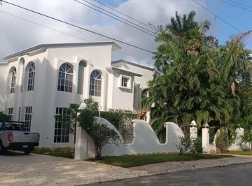 Casa de 3 habitaciones, Cancún · Hermosa Casa en Venta, Residencial Campestre Cancun