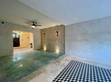 Casa · 340m² · 2 Recámaras · Casa en Venta en San Cristobal Centro