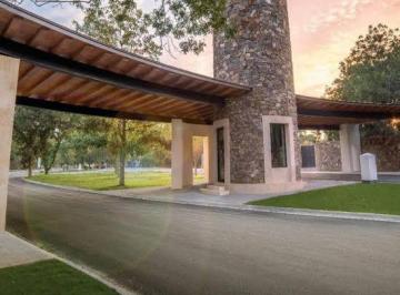 Terreno / Lote · 705m² · Terrenos en Venta, Fracc. Peña Alta