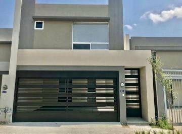 Casa de 3 habitaciones, Monterrey · Casa Venta Cerradas de Cumbres, Monterrey