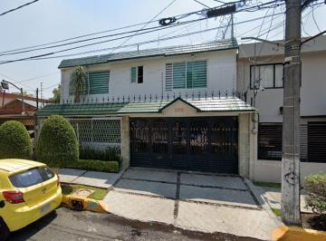 Casa de 3 habitaciones, Tlalnepantla de Baz · Hermosa Casa en Valle Ceylan, Tlalnepantla.